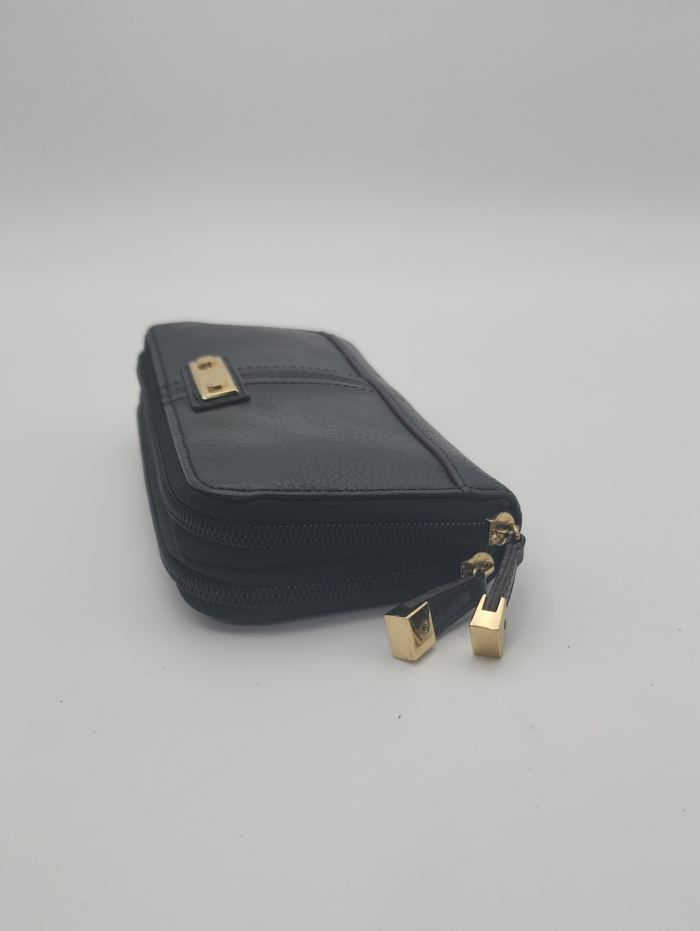 Tignanello Black Leather Continental Zipper Wallet - Picture 8 of 13